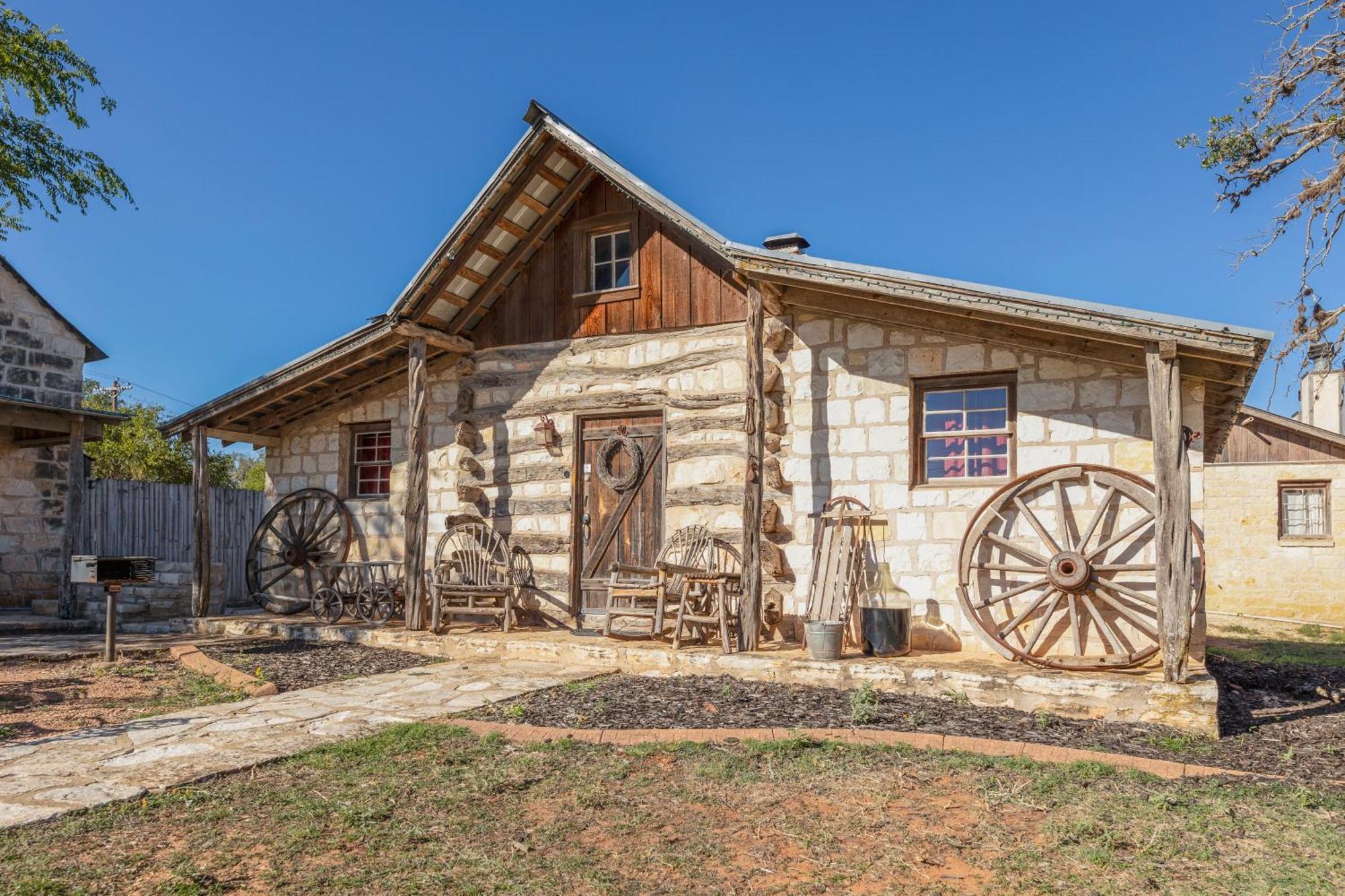 Country Inn Cottages เฟรเดอริกส์เบิร์ก ภายนอก รูปภาพ